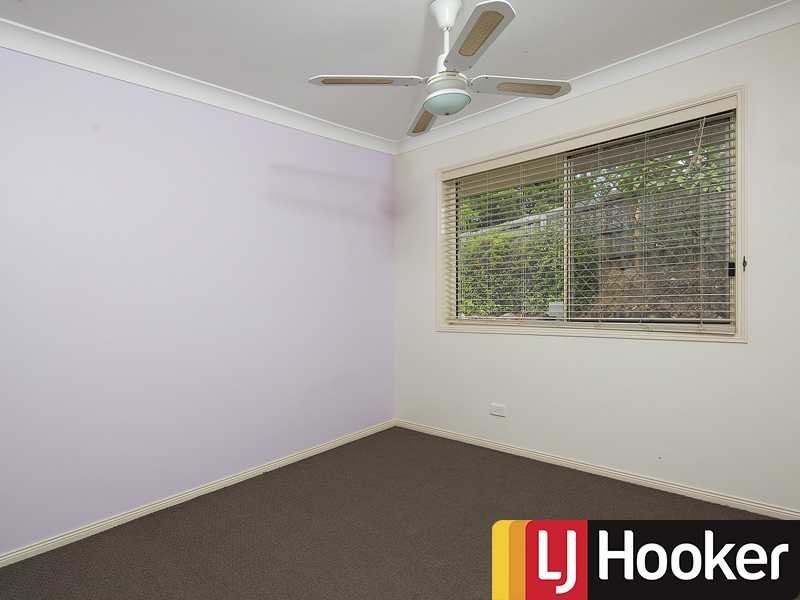 7 Arlington Drive, Arana Hills QLD 4054