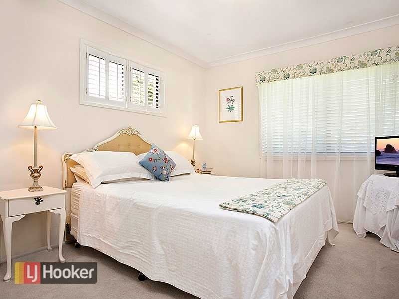 7 Woodmere Street, The Gap QLD 4061