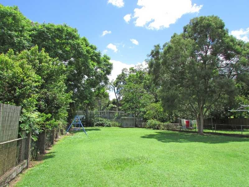 17 Lorward Avenue, Bardon QLD 4065