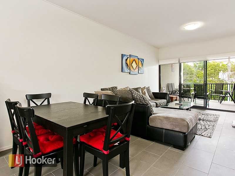 4/18 Farm Street, Newmarket QLD 4051