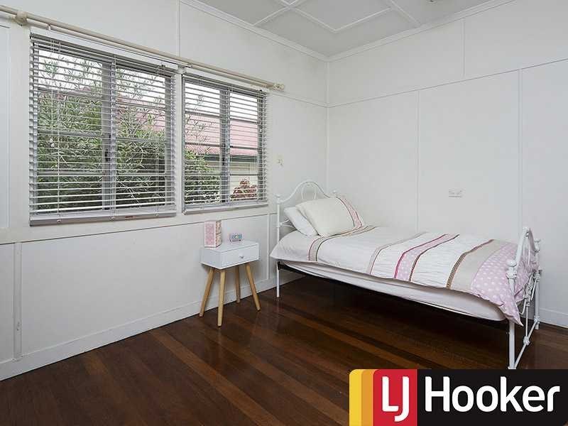 6 Piddington Street, Ashgrove QLD 4060