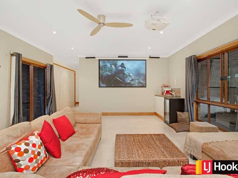 14 Phoebe Court, Bunya QLD 4055