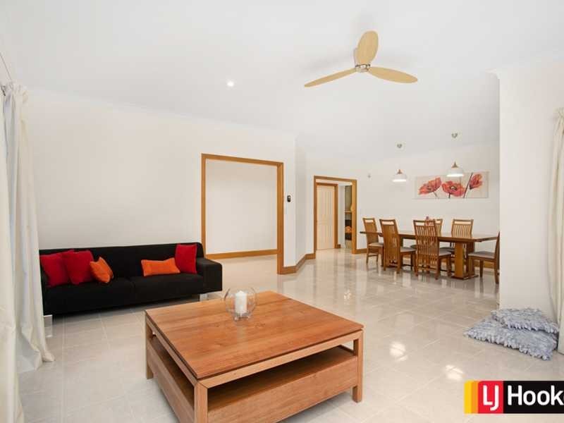 14 Phoebe Court, Bunya QLD 4055