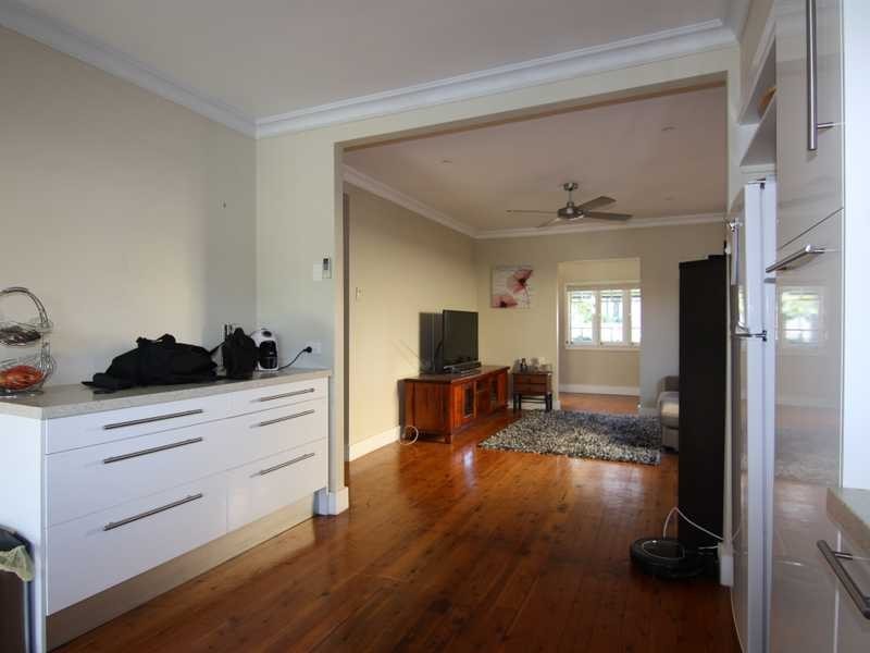 18 High Street, Ashgrove QLD 4060
