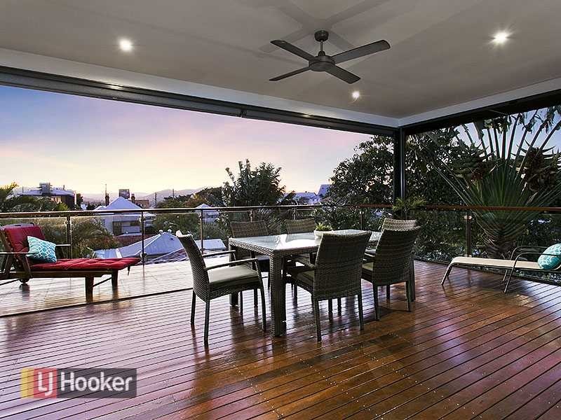 2 Harriet Street, Red Hill QLD 4059