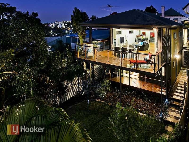 2 Harriet Street, Red Hill QLD 4059