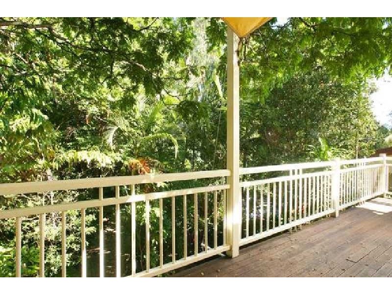 10 Yardley Avenue, Ashgrove QLD 4060