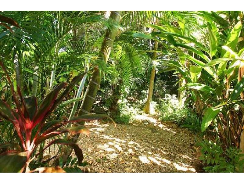 10 Yardley Avenue, Ashgrove QLD 4060