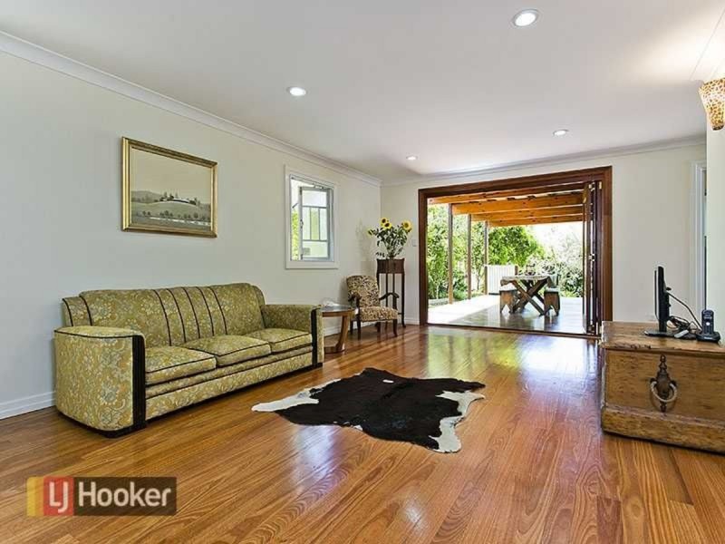 33 Vimy Street, Bardon QLD 4065