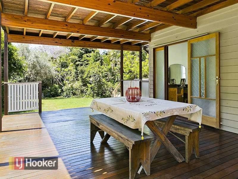 33 Vimy Street, Bardon QLD 4065