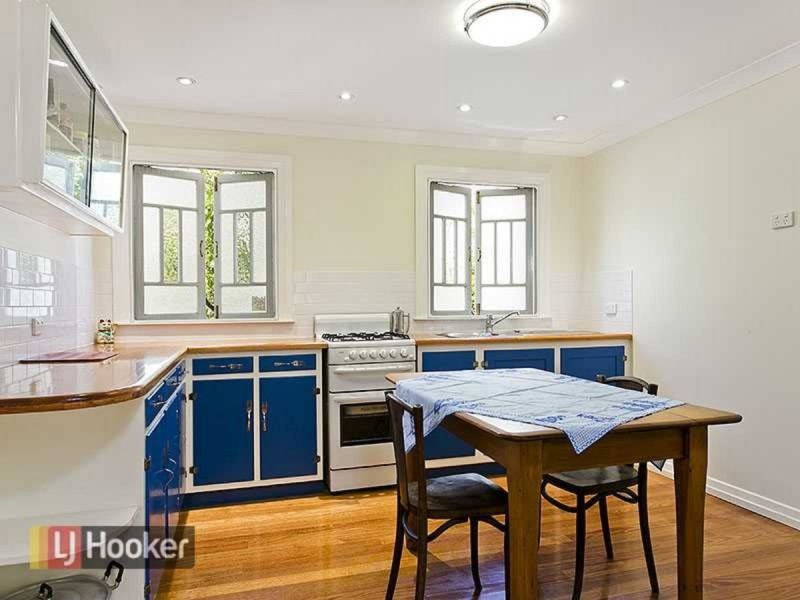 33 Vimy Street, Bardon QLD 4065