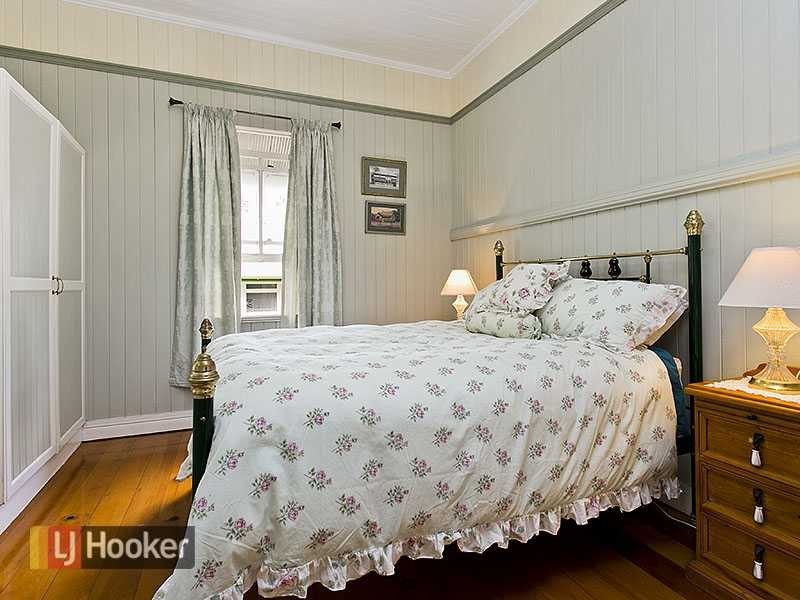 24 Douglas Street, Enoggera QLD 4051