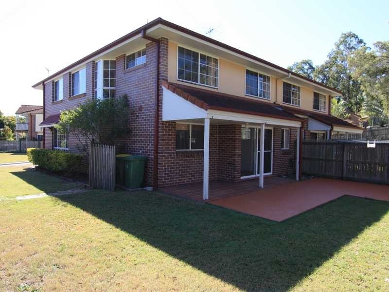 9/8 Pepper Road, Everton Hills QLD 4053