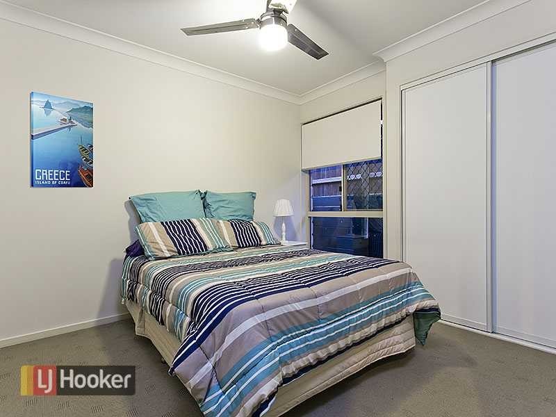 8 Seeana Court, Upper Kedron QLD 4055