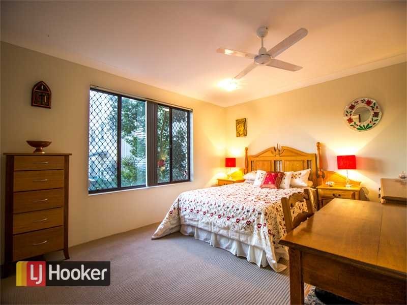 2/25 Ascog Terrace, Toowong QLD 4066