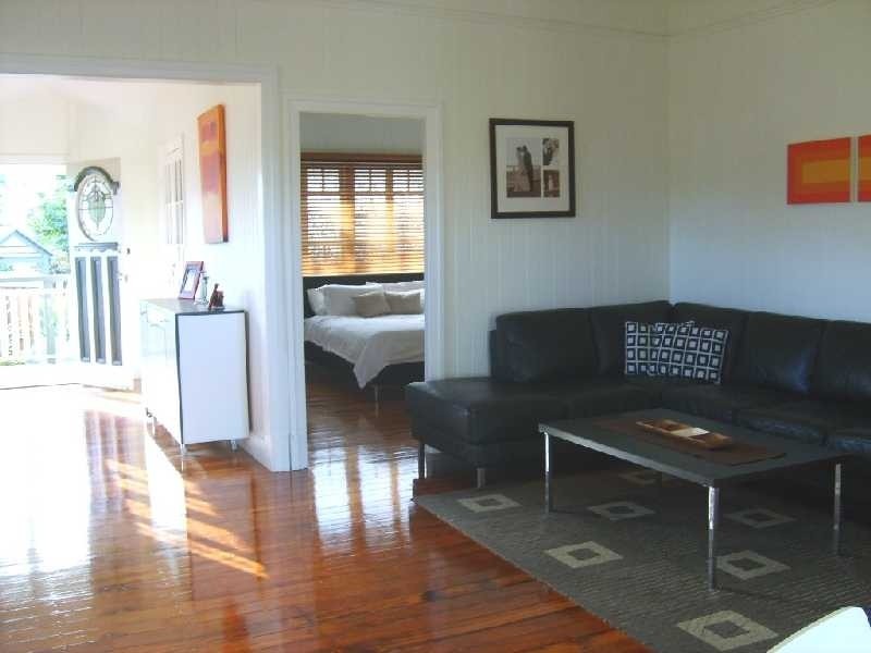 394 Waterworks Road, Ashgrove QLD 4060