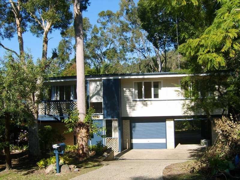 8 Hawick Street, Ashgrove QLD 4060