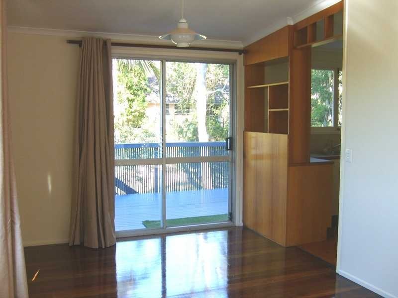 8 Hawick Street, Ashgrove QLD 4060