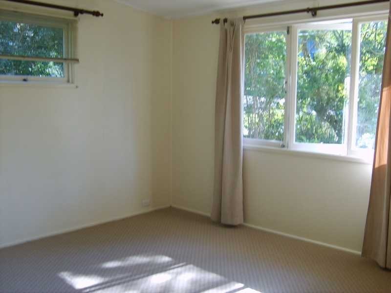 8 Hawick Street, Ashgrove QLD 4060