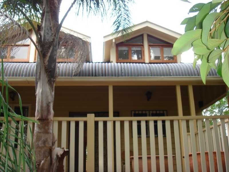 6 Yardley Avenue, Ashgrove QLD 4060