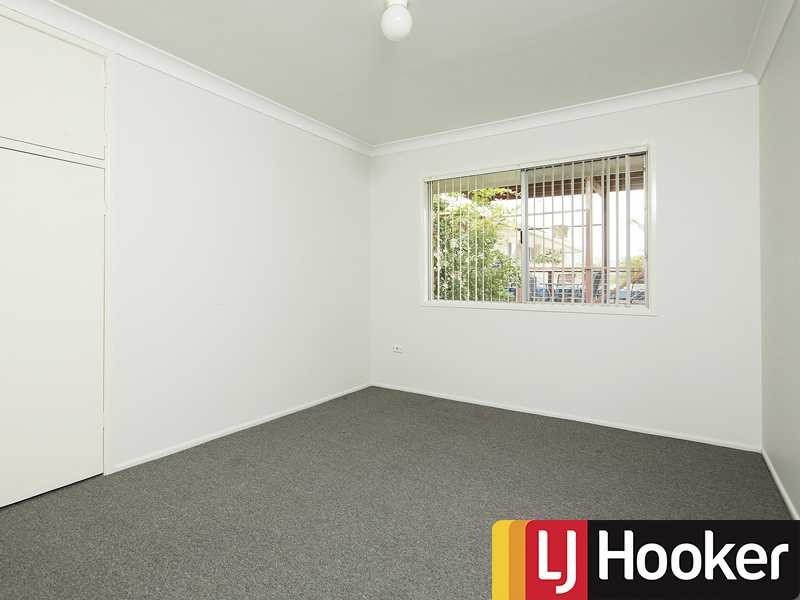 14 Harward Street, The Gap QLD 4061