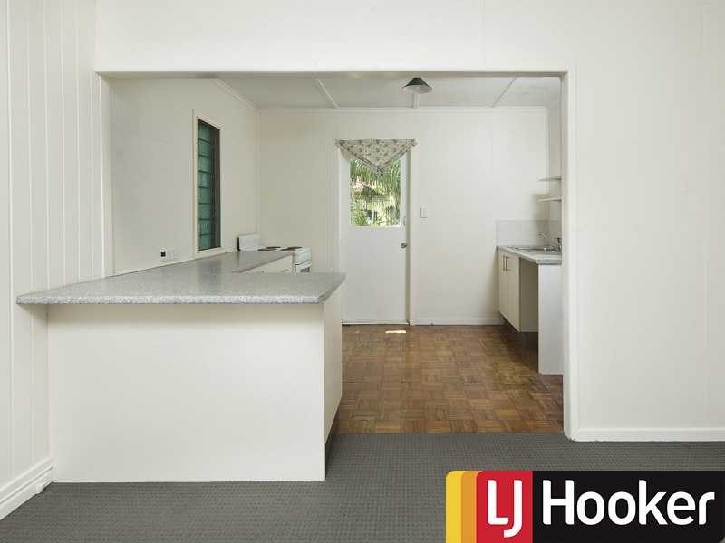 9 Shaw Street, Bardon QLD 4065