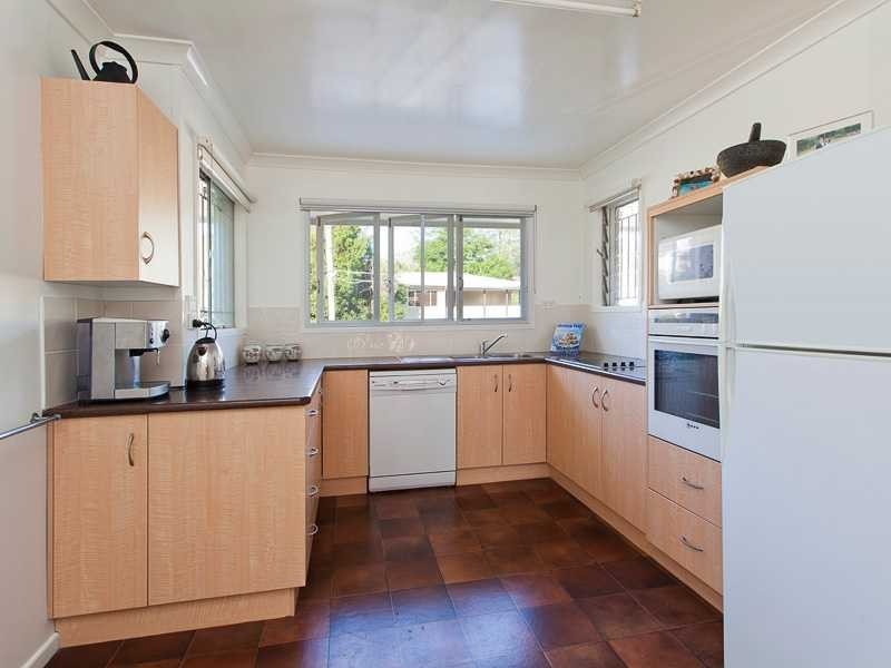 19 Warana Street, The Gap QLD 4061