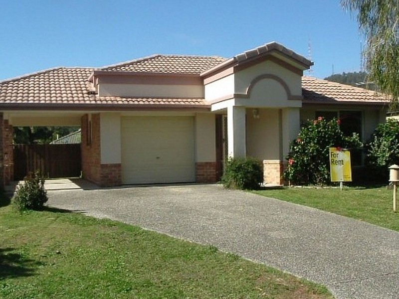 8 Chestnut Place, The Gap QLD 4061