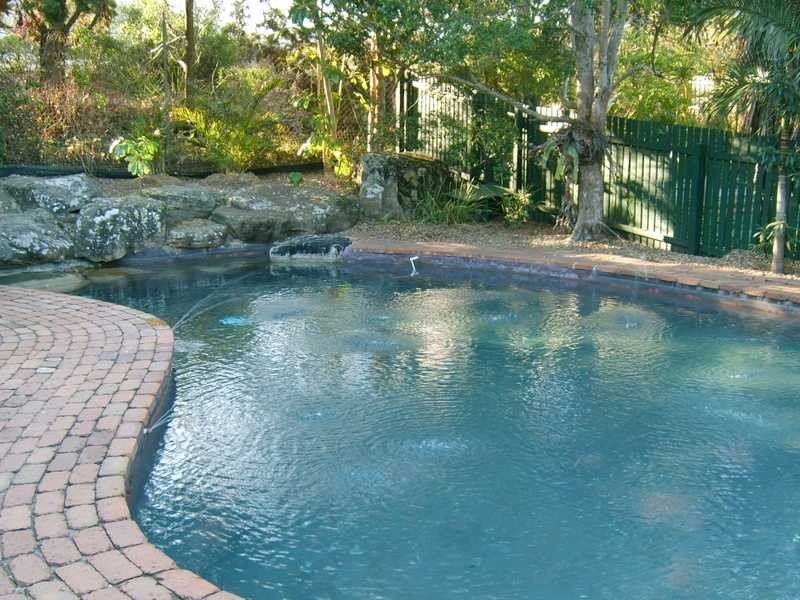 10 Ballybritt Street, The Gap QLD 4061