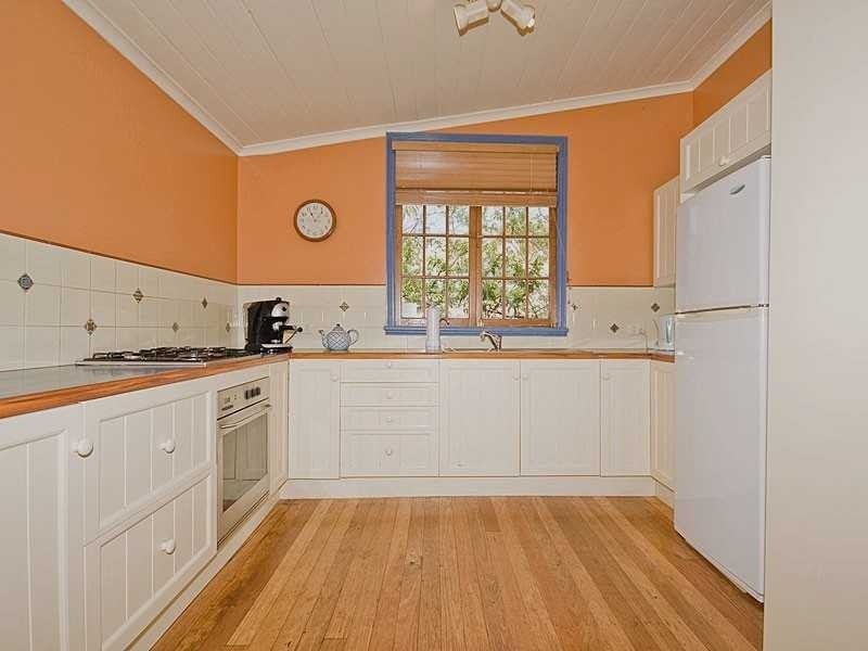 12 Fred Street, Red Hill QLD 4059