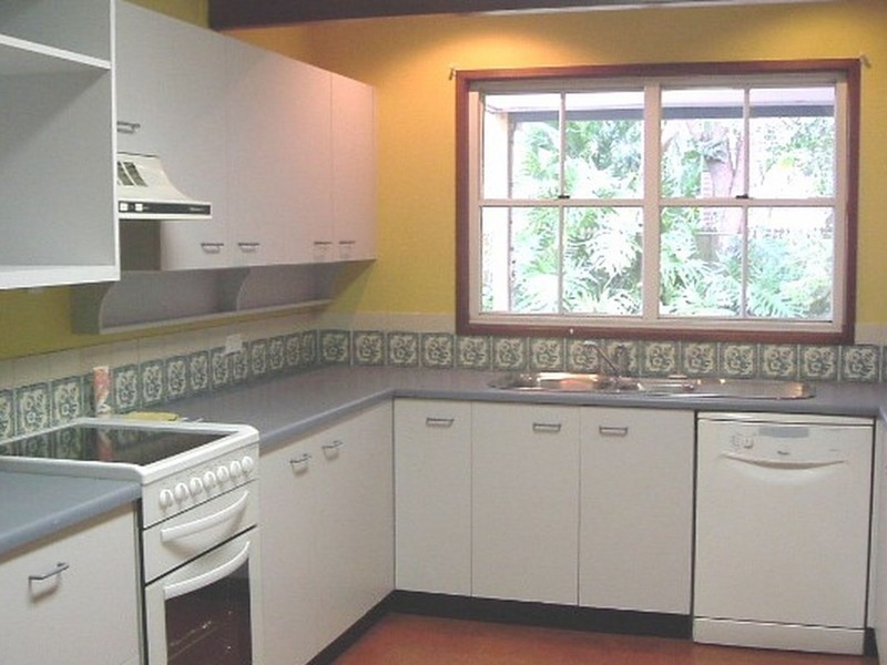 4 Pender Street, The Gap QLD 4061