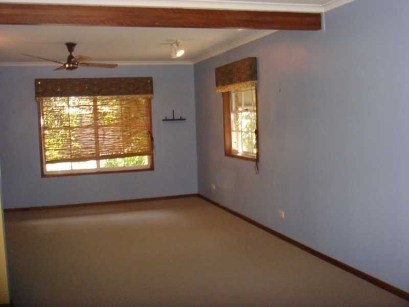 4 Pender Street, The Gap QLD 4061