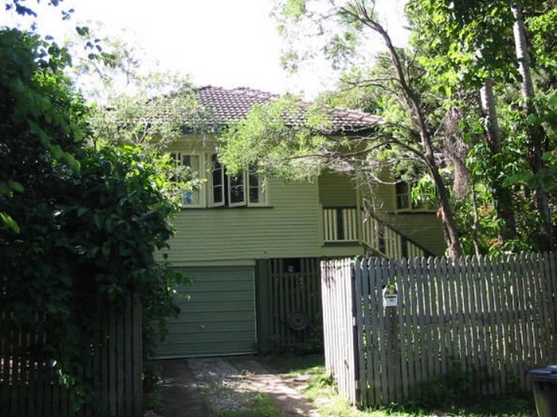1 Forrester Terrace, Bardon QLD 4065