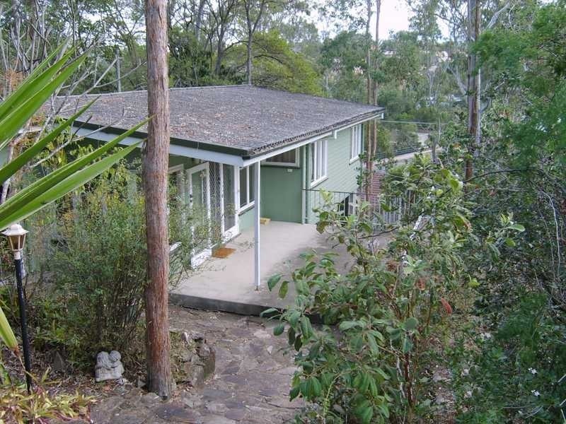 15 D’Aguilar Rd, The Gap QLD 4061