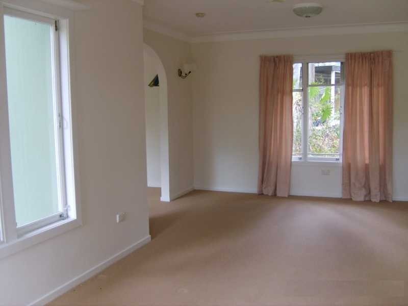 15 D’Aguilar Rd, The Gap QLD 4061