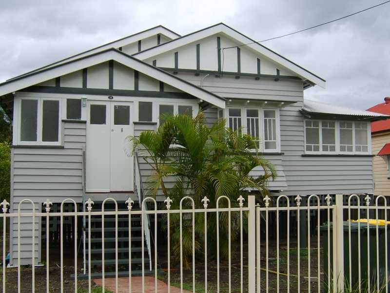 14 Holmesbrook Street, Ashgrove QLD 4060