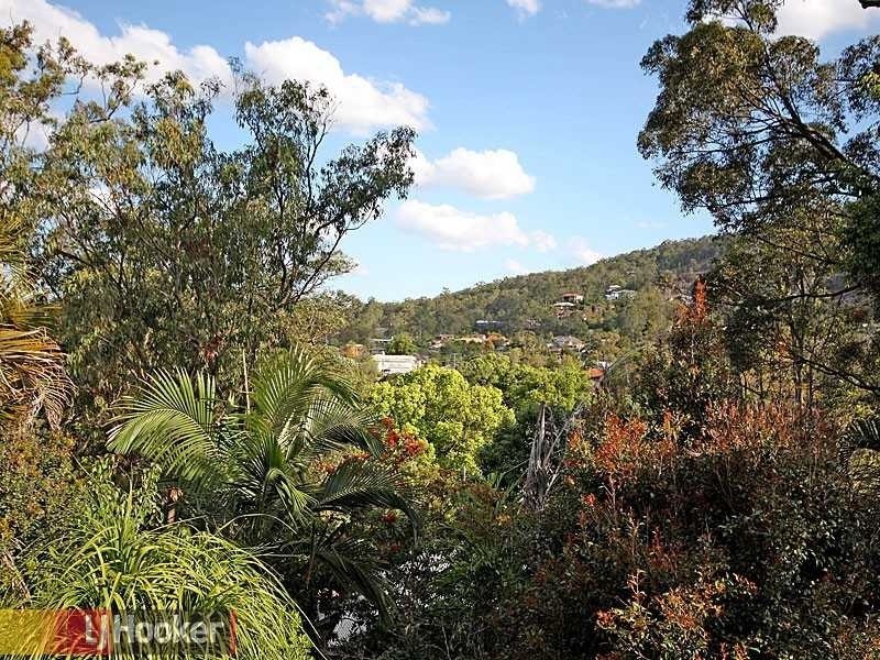 16 Glasgow Street, Ashgrove QLD 4060