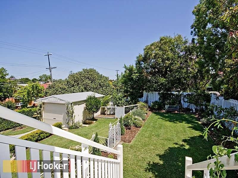 2 Gizeh St, Enoggera QLD 4051