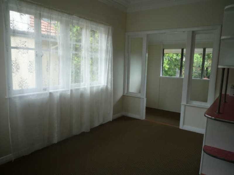 306 Banks Street, Ashgrove QLD 4060