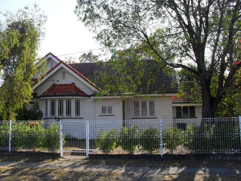 57 Davies Road, Ashgrove QLD 4060