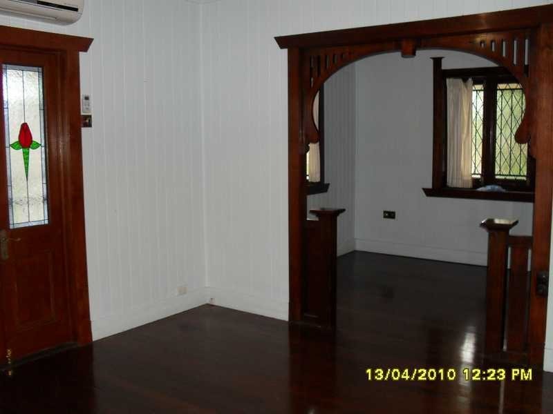 16 Parker Street, Newmarket QLD 4051