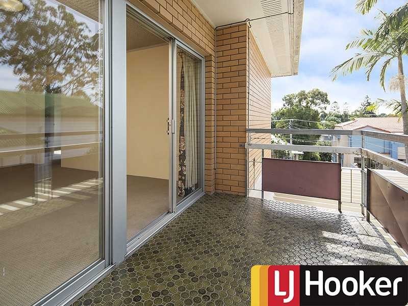 3/66 Woodstock Road, Toowong QLD 4066