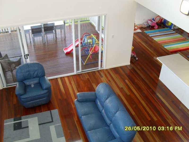 70 Broomfield Street, Taringa QLD 4068
