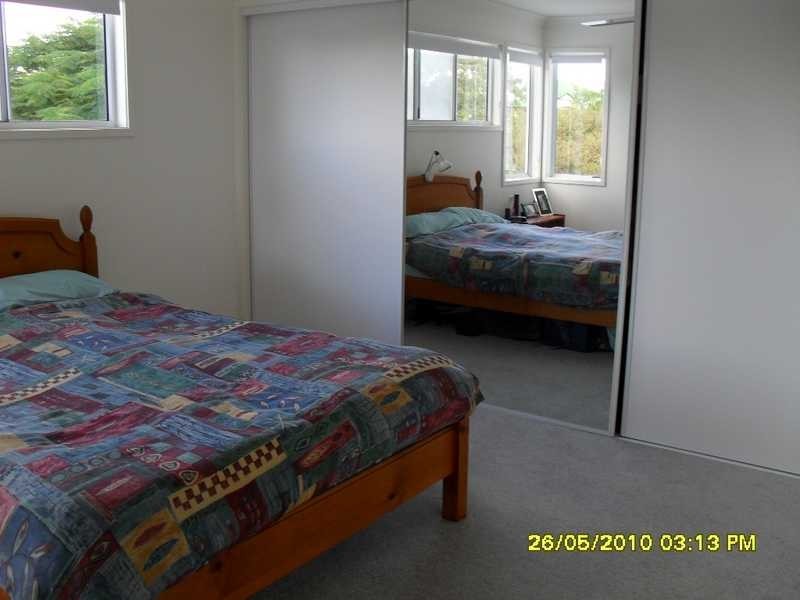 70 Broomfield Street, Taringa QLD 4068