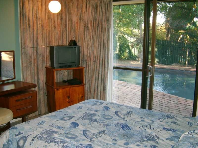 10 Ballybritt Street, The Gap QLD 4061