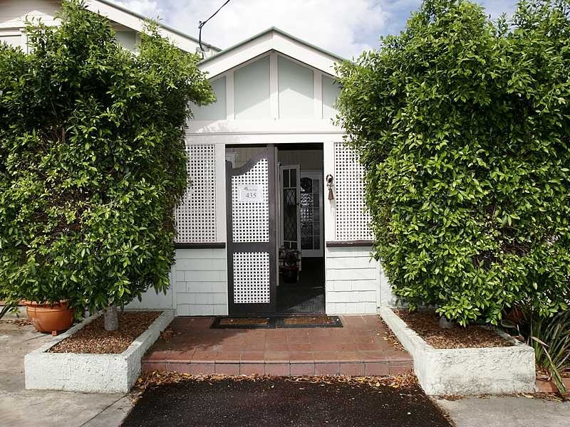 1 Myagah Road (cnr Waterworks Ro, Ashgrove QLD 4060