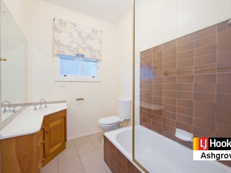 24 Carmel Street, Bardon QLD 4065