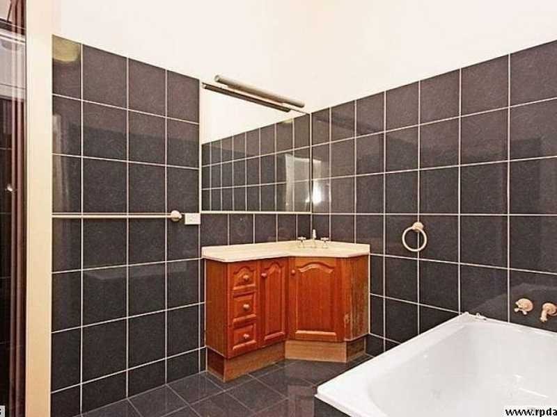 28 Birkridge Place, The Gap QLD 4061