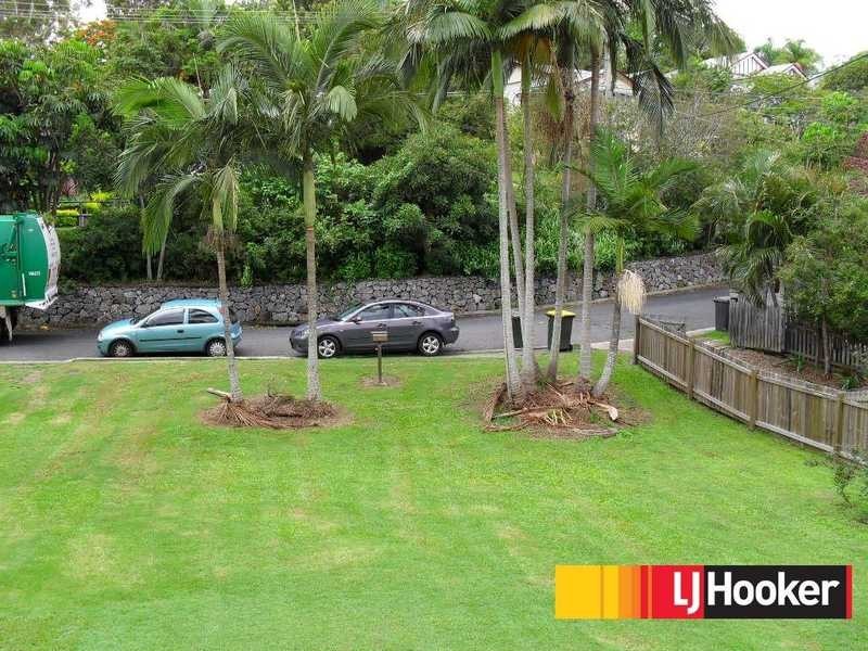 68 Gerler Street, Bardon QLD 4065