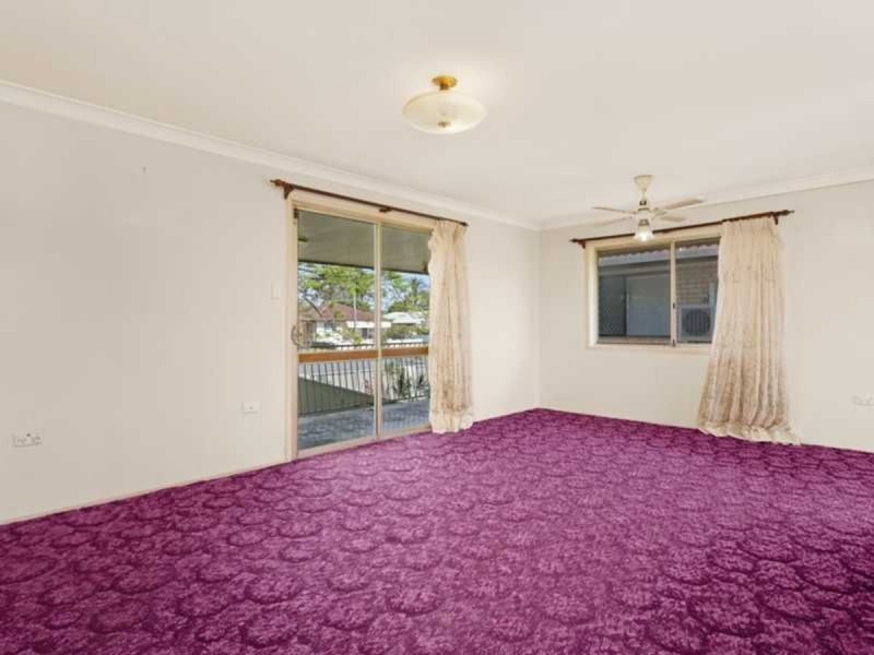 55 Scarborough Road, Redcliffe QLD 4020